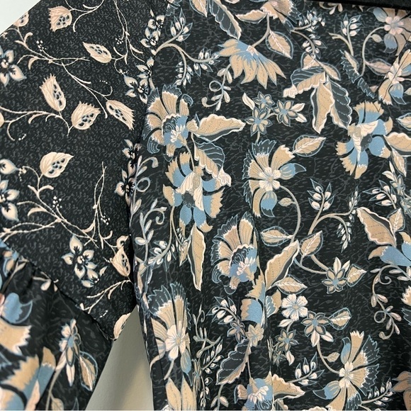 Evereve Top womens XS Floral Print Black Tan V Neck Blouse - Picture 5 of 10